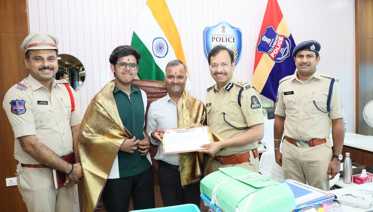 V.C. Sajjanar, IPS tweet media