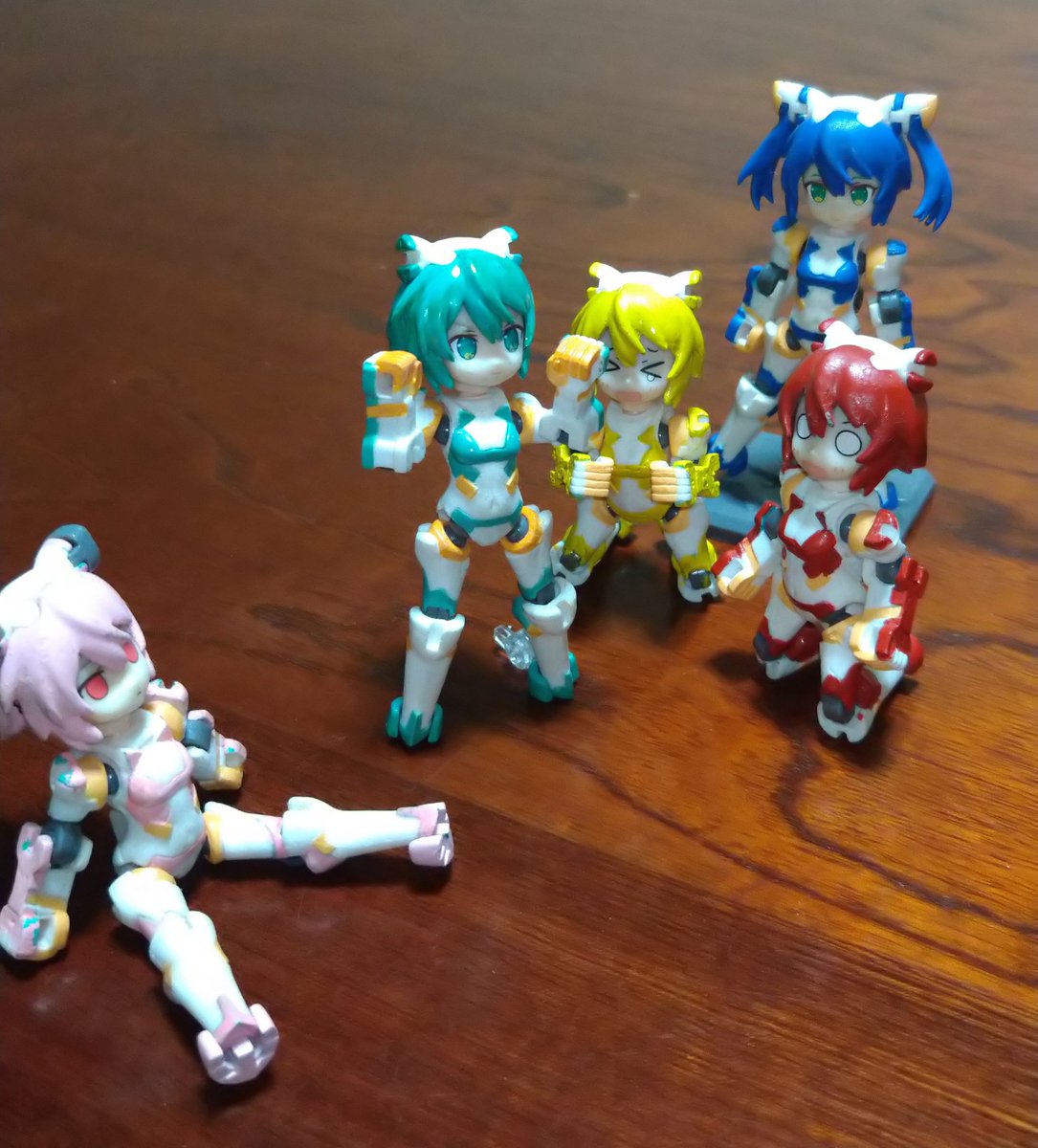 フミ屋 tweet media