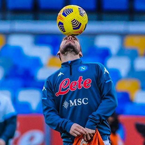 🇧🇪🤩 Dries Mertens' career stats... 💎 

✅ 929 appearances 
⚽️ 292 goals
🪄 258 assists 
🏆 10 trophies 

Reminder: he is still the all-time top goalscorer in Napoli HISTORY. Today, he turns 39. 🥇✨
