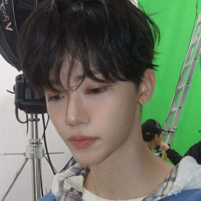݁ tweet media