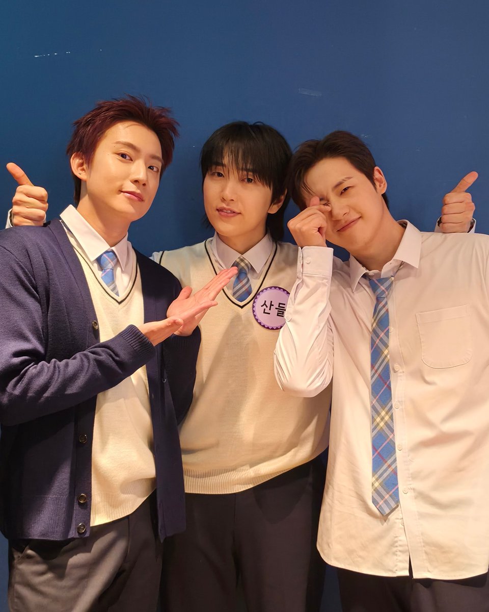 B1A4 tweet media