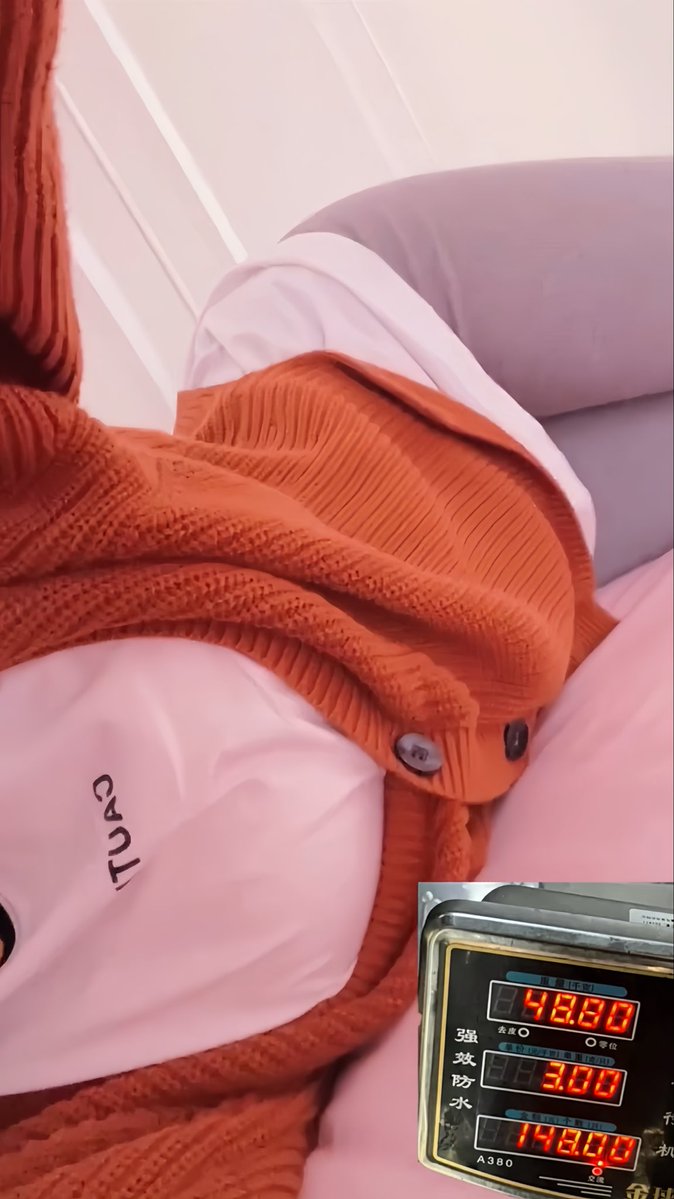 eusbxusn54564's tweet image. 还是没法更新 嗓子还是不舒服 又疼又难受 燃尽了 呜呜呜呜呜  #女喘  #m