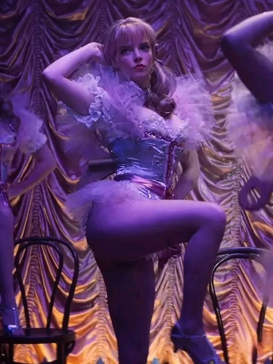 starcravingspr's tweet photo. Anya Taylor-Joy from the film "Last Night in Soho". 2021 Screen captures. https://t.co/fuTcW6leO3