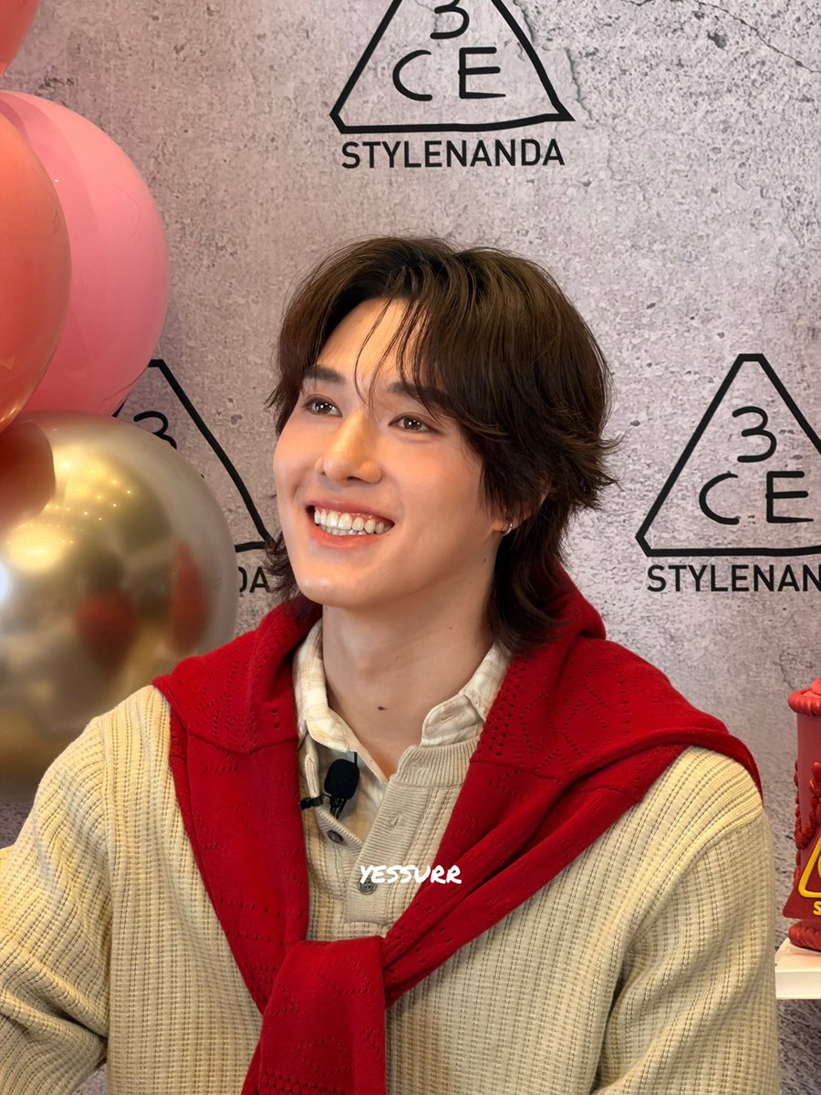 เจอนางฟ้า 🥺😭

HBD 3CE NANI

#3CEBirthdayLivexNani ꒰ #hirunkit_ ꒱