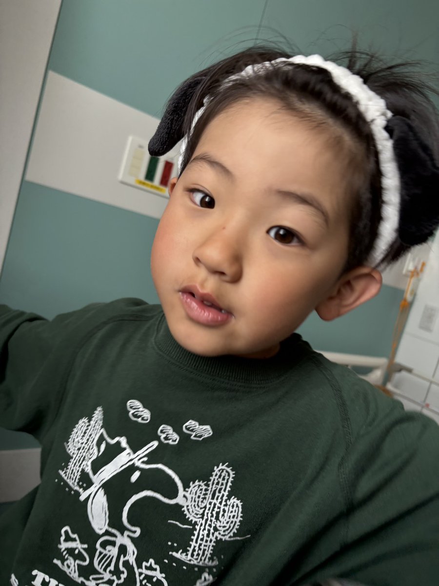 Roots7000's tweet photo. 初めましての方、よろしくお願いします。まずは自己紹介
・性別：男性
・投資：長期投資インデックス
　※有益な情報は出来ません😅
　※FXはやりません。
・趣味：今は、息子・カメラ（最近出来てない）＝御朱印集め・アニメ
親バカです。
禁煙、21/7/23
おはようの民。休民。 https://t.co/gBF2J7EV81