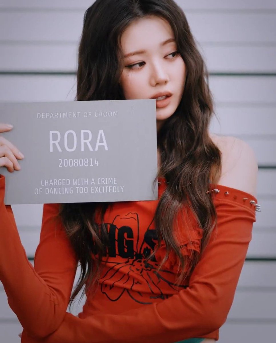 rora tweet media