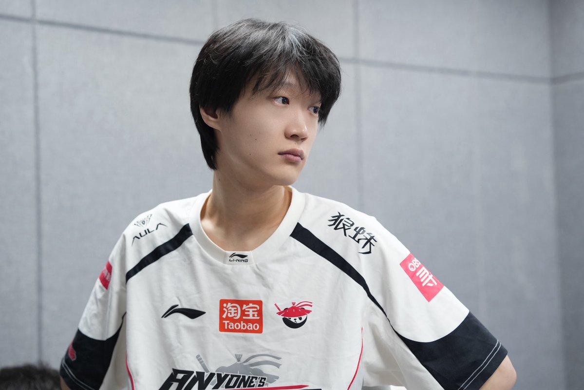 The game is about to start.

#ALWIN #LPL