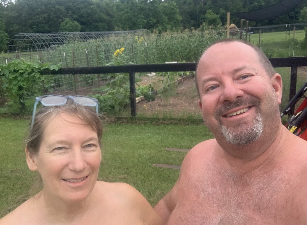 Kim and Jim tweet media