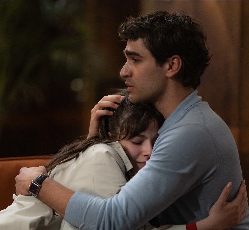 cadsjtw's tweet photo. Dünyanın en güzel karesi olabilirmi 🥺🤍

#YusDil https://t.co/8SEgpm1hOJ