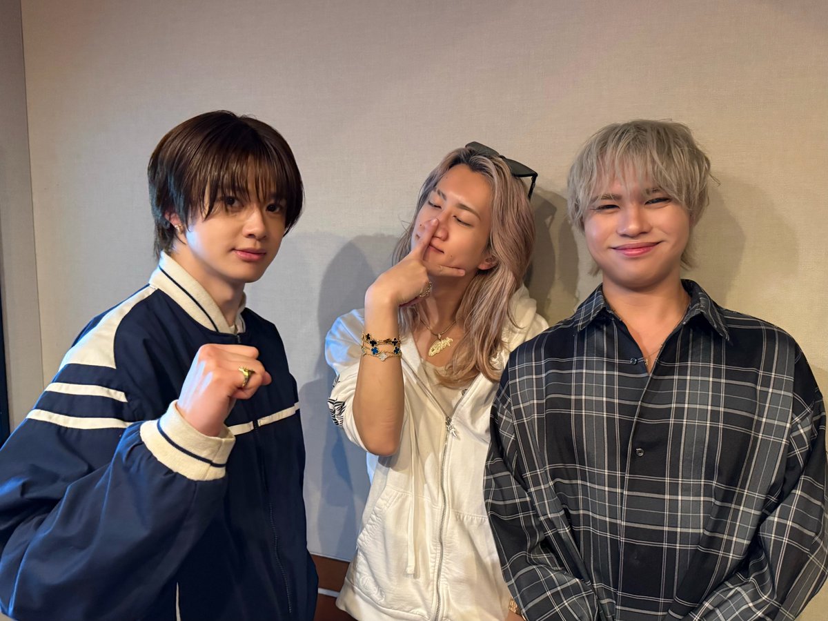 buddiis's tweet image. 今週もありがとうございました！
#FUMINORI #MORRIE #SHOW で
お届けしました💨

TOKYO FM レギュラー番組
「No BUDDiiS」放送✨

#ノーバディーズ で
たくさんの感想をお待ちしております！！

タイムフリー配信はこちらから！
radiko.jp/share/?sid=FMT…

@NoBUDDiiS_TFM
#TOKYOFM #バディ