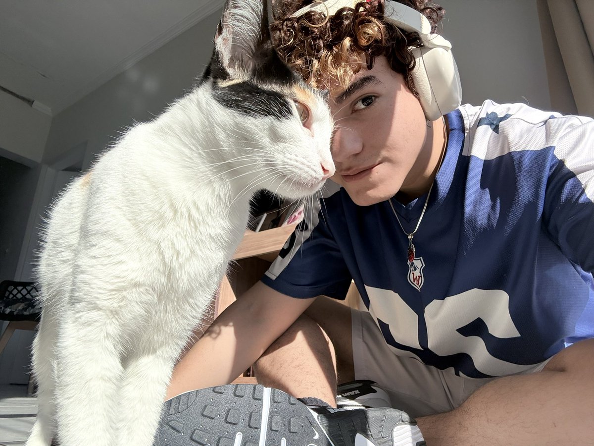 🌩🧠 𝓗𝕪𝑒⚡️🧟 tweet media