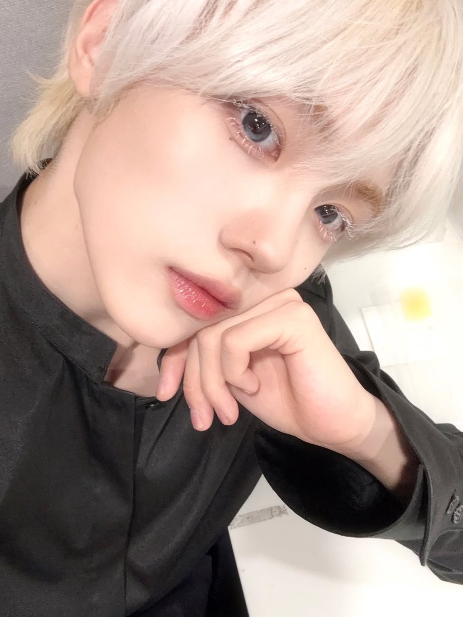 모드 tweet media