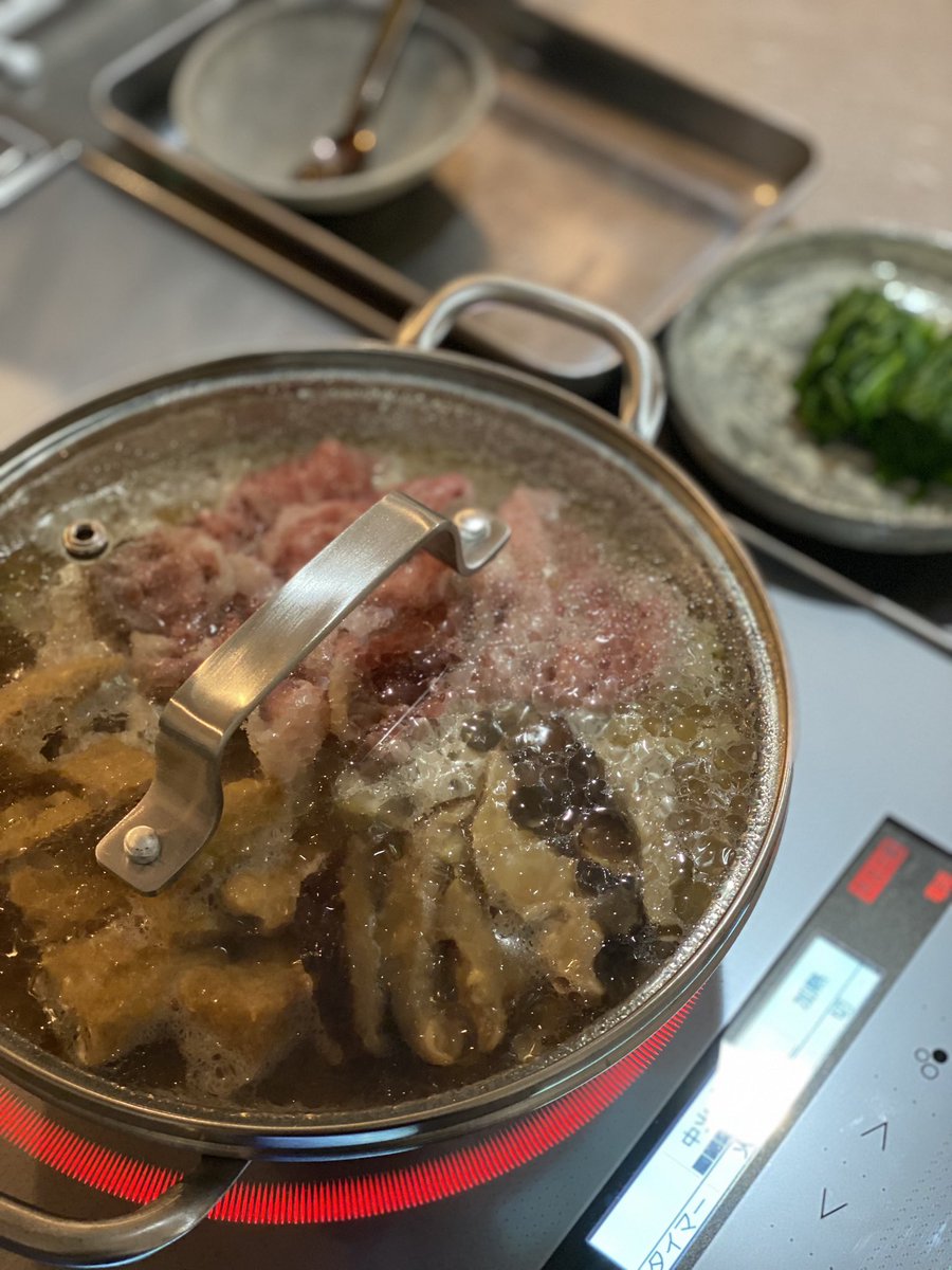 マ tweet media