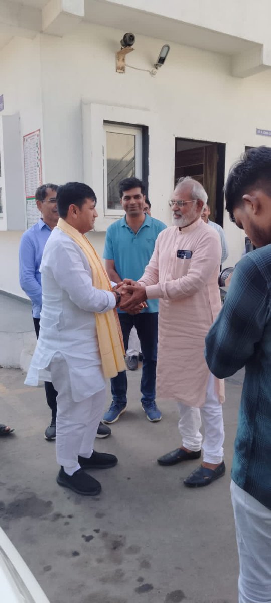 Prakash Modi tweet media