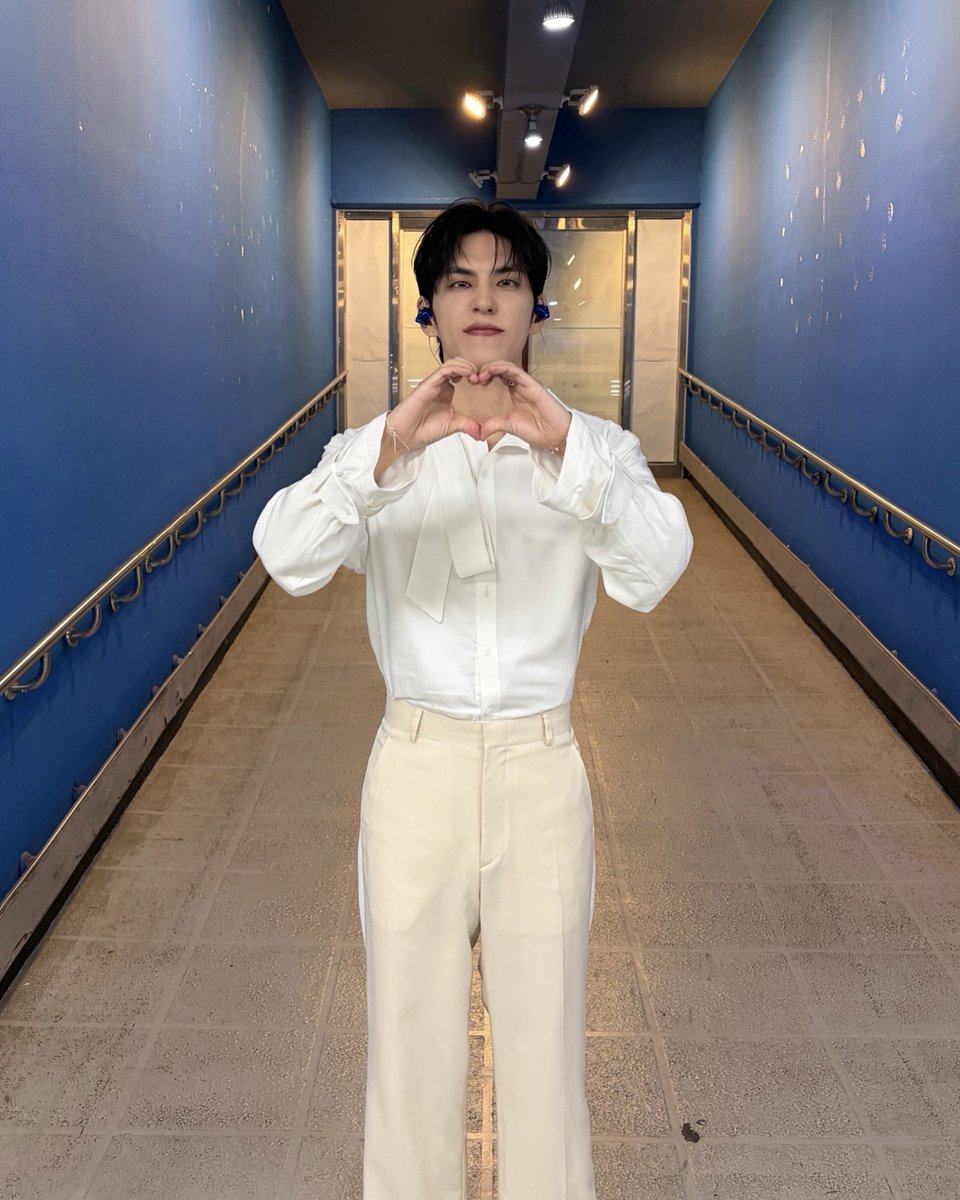 DAY6 tweet media