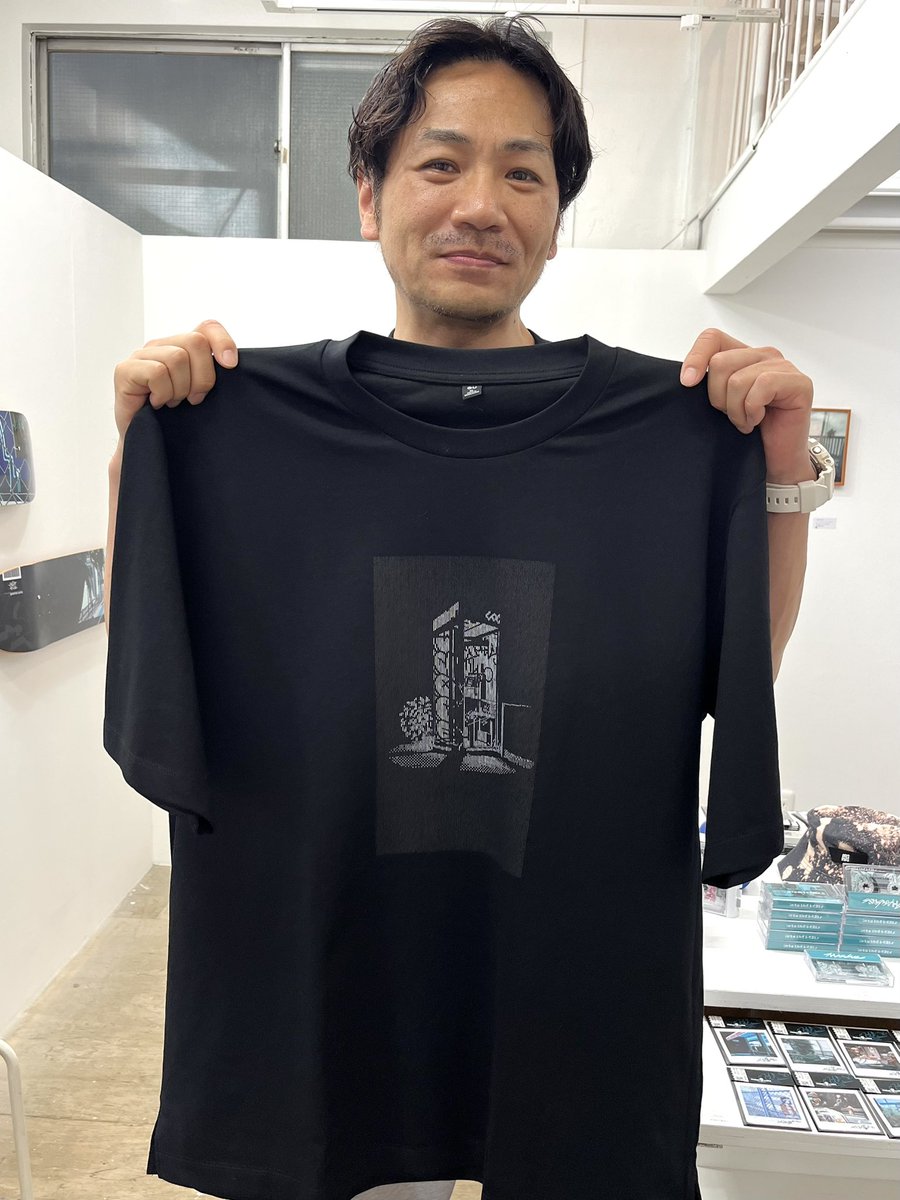 k_art_center's tweet photo. 今日のブリント

モトクロス斉藤 個展「ウルトラドープ」期間限定シルクスクリーンプリント開催中！熱に強い布ものお持ちください。その場でプリントします💫 https://t.co/x8VPcvd1TP