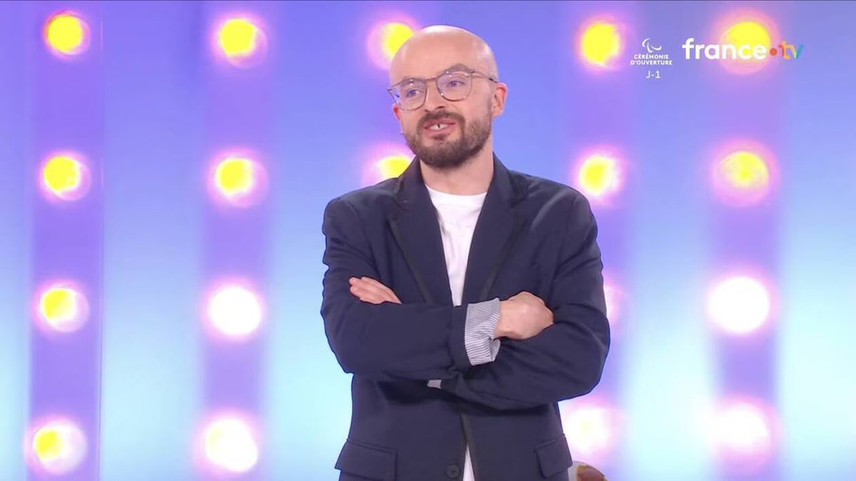 Vincent, le champion du jeu « Tout le monde veut prendre sa place », a franchi ce midi le seuil des 200 participations. C'est une première depuis 2018, lorsque la candidate Marie-Christine avait surpassé cet exploit avant d'être éliminée après sa 213e participation. #TLMVPSP