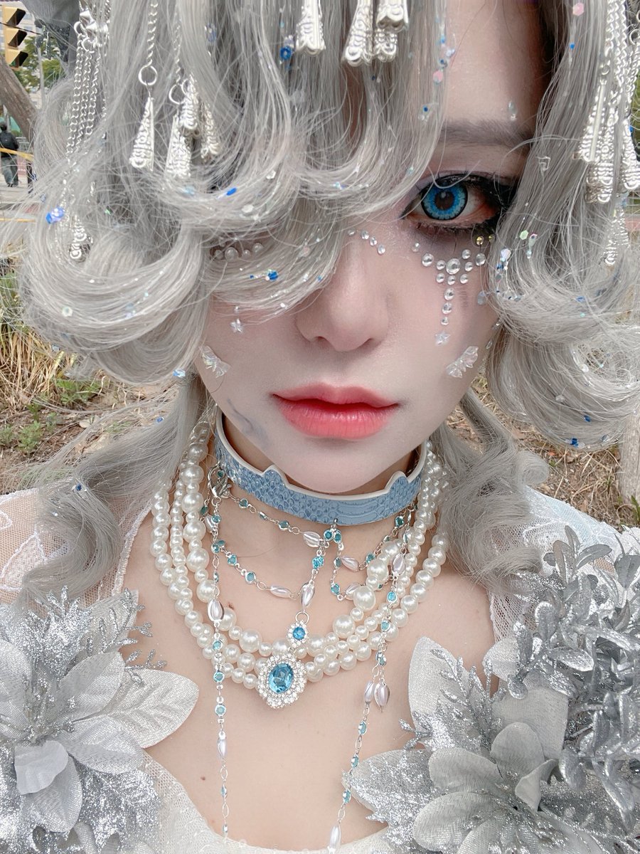 요미 tweet media