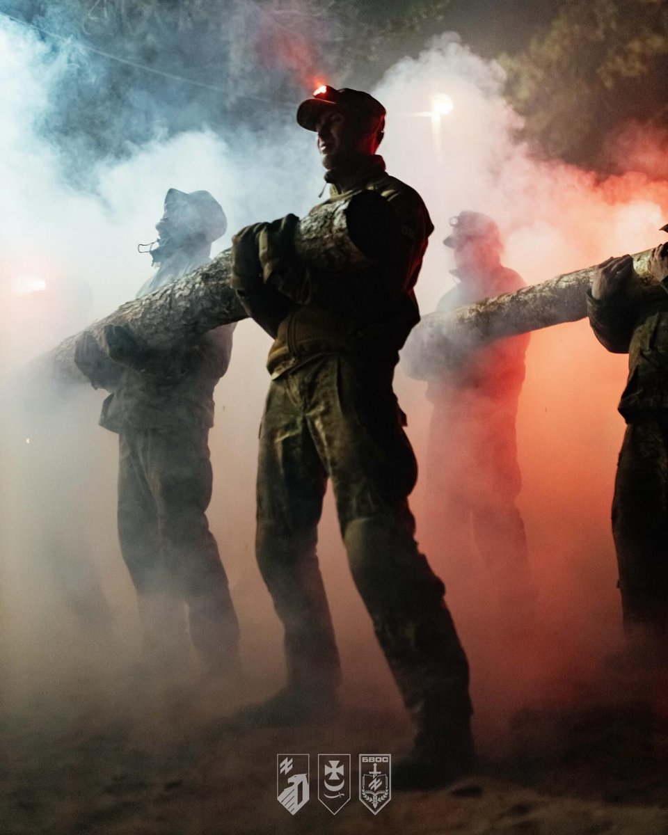 Militarylandnet's tweet photo. Azov's Day Zero — the ultimate test of resilience and endurance at the very start of basic combat training. The moment where limits are challenged and mindset matters most. https://t.co/nmfCNI9M6c