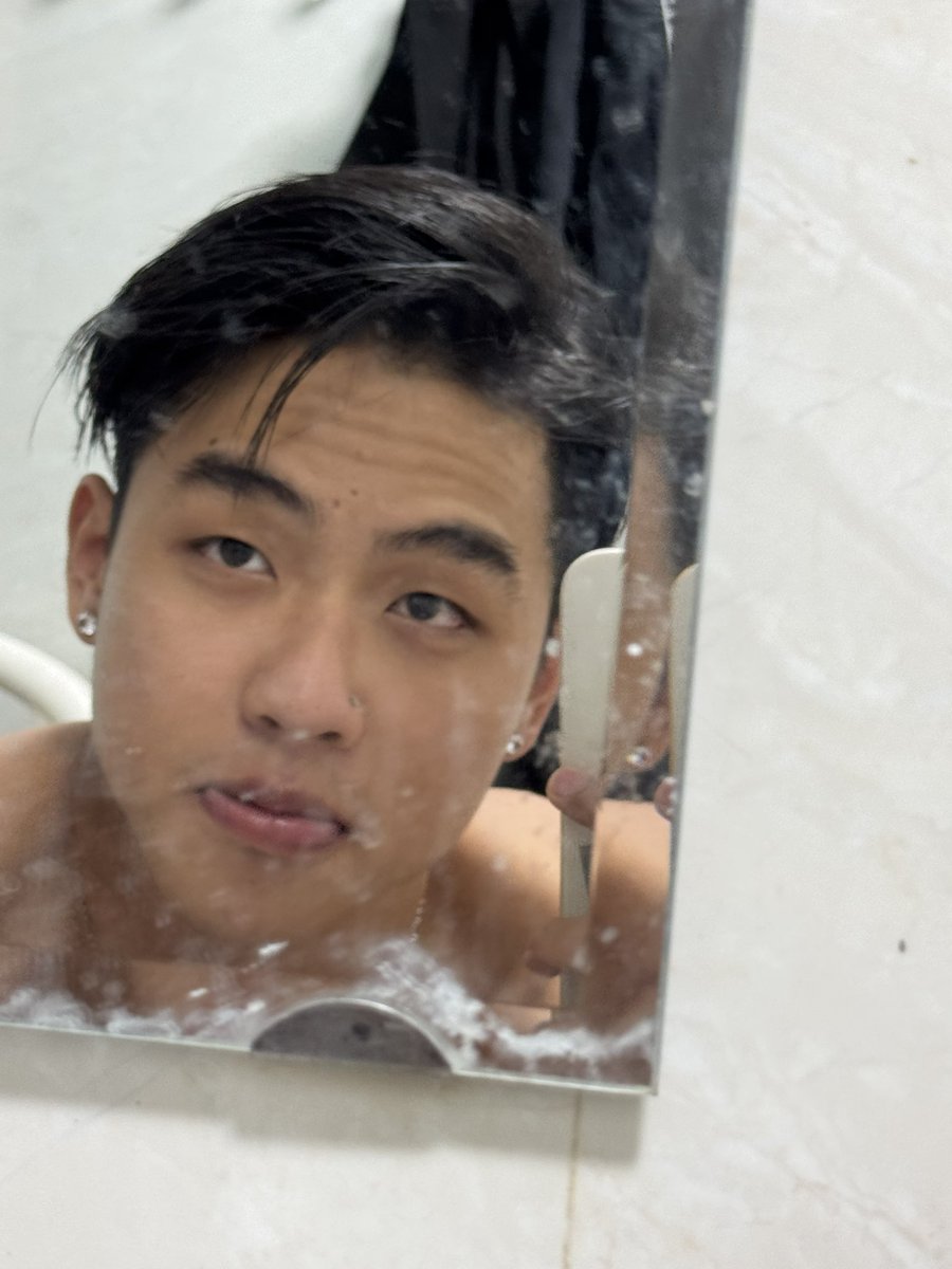 vua đần tweet media
