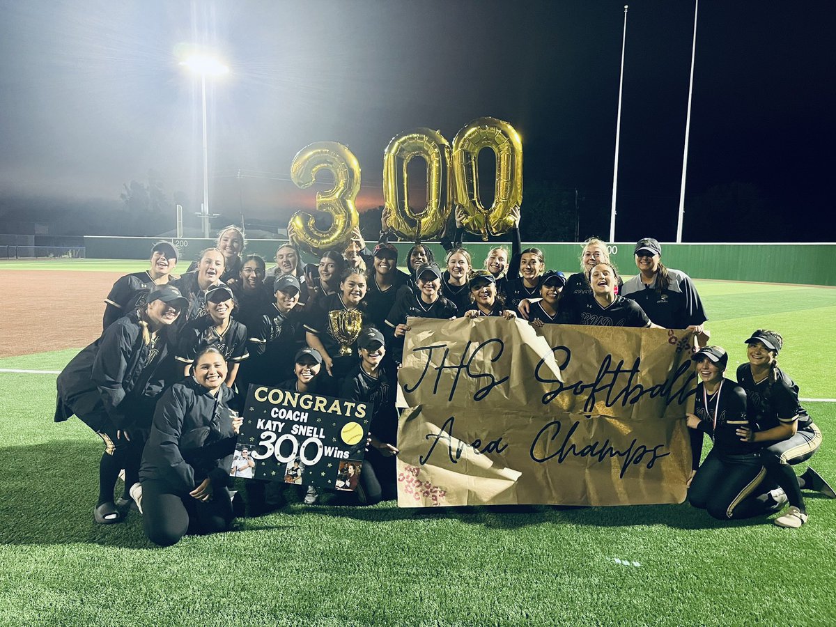 Johnson Softball🥎 tweet media