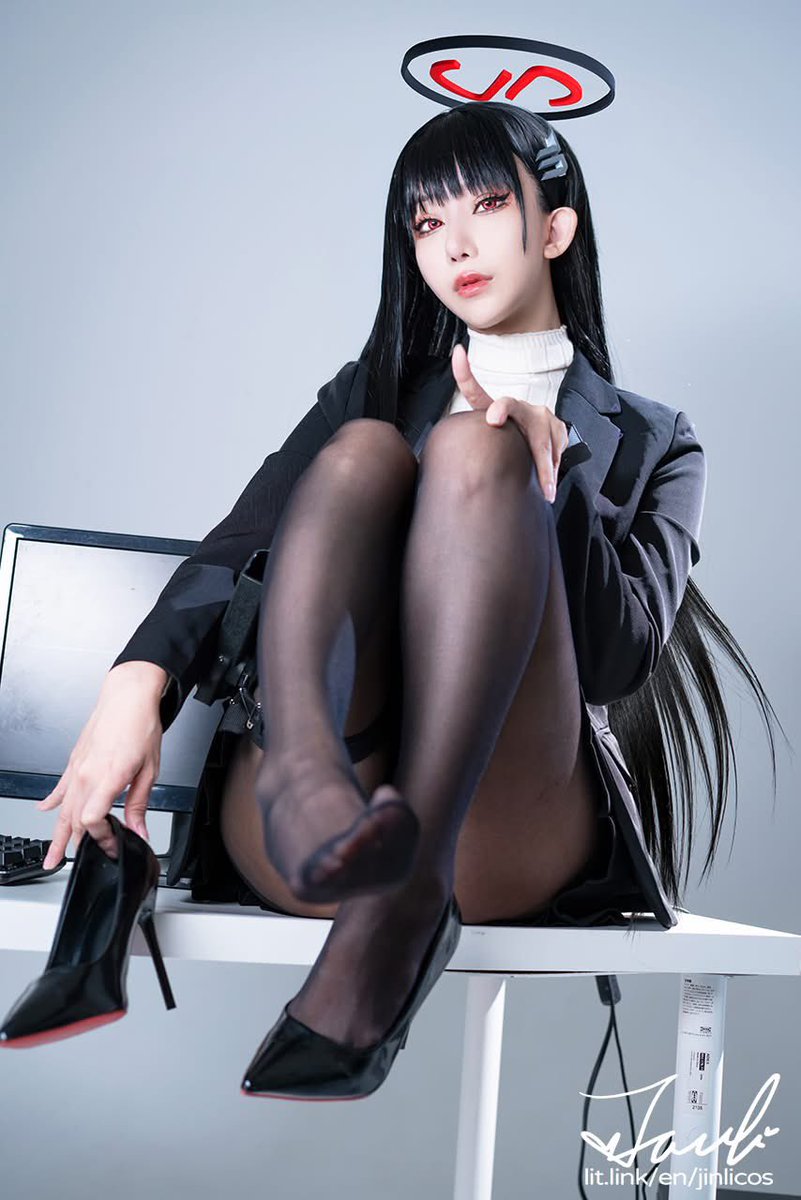 燼璃 JinLi cosplayer TW tweet media
