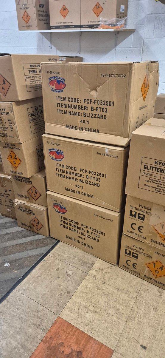 solfireworksltd's tweet photo. Some more of our popular products from @celticfireworksltd &amp; @kimboltonfireworks just arrived 👍🎆💥 #solihullfireworks https://t.co/eT7Hl0sRgW