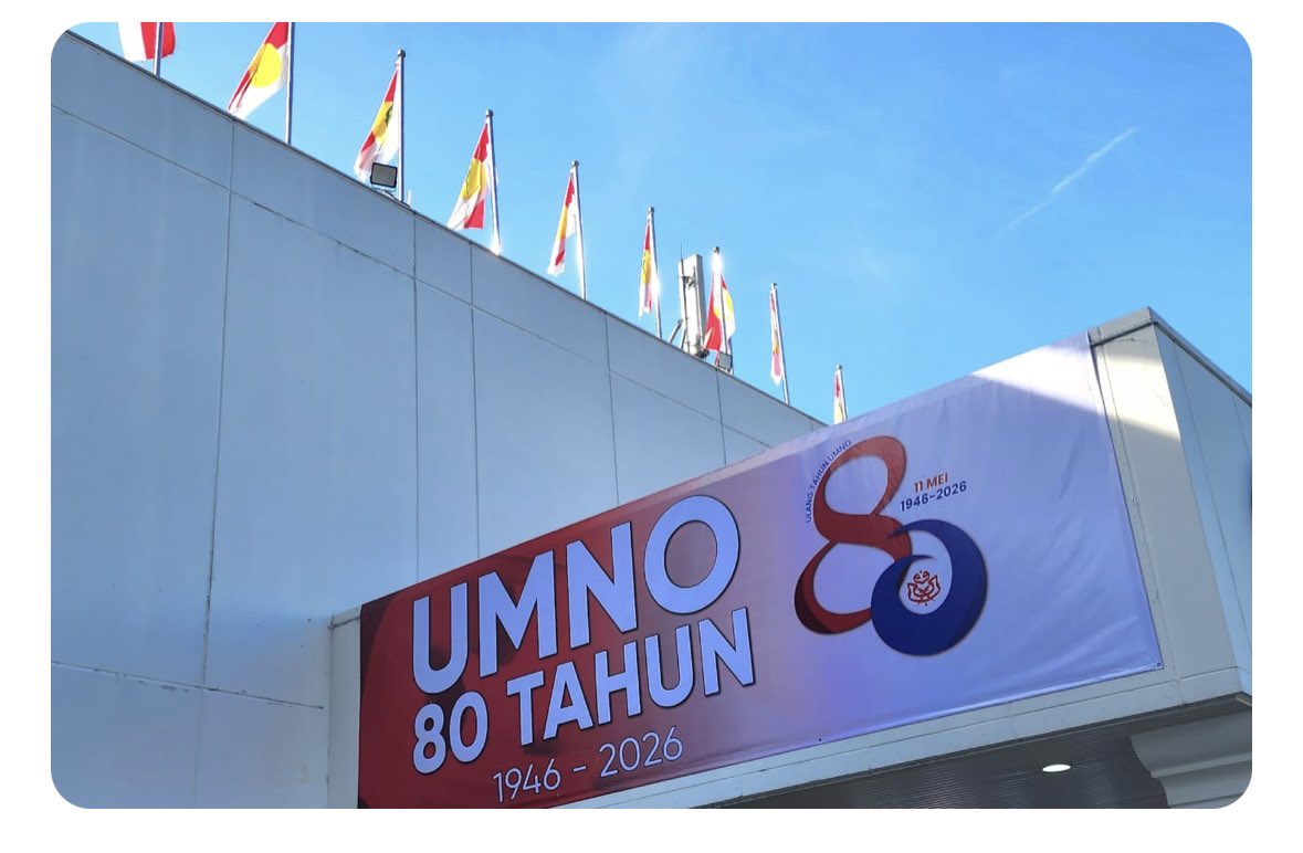 ahmadmaslan's tweet image. umno-online.my/2026/05/02/cat…

Terima kasih #UMNO Online yg sudi mengambil nota saya dalam ruangan berita.

Saya anak #DEB. #DasarEkonomiBaharu yg generasi kini kurang mengetahui. Boleh check di #AI.

DEB - usaha pemimpin UMNO terdahulu utk basmi kemiskinan &amp;amp; susun semula masyarakat.
