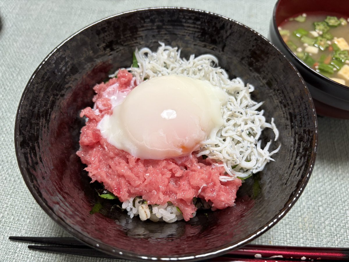 しましま tweet media