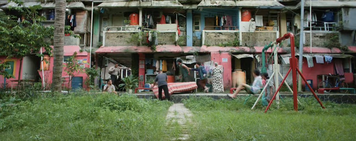 altarseeker's tweet photo. / this is 100% ronins living situation when he lived in depok, indonesia https://t.co/I0ZhvV8MAr