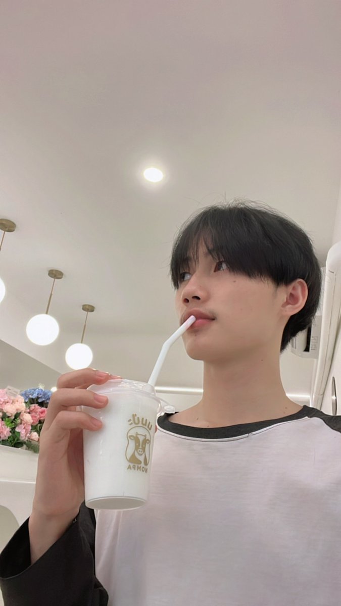 Oppa tweet media