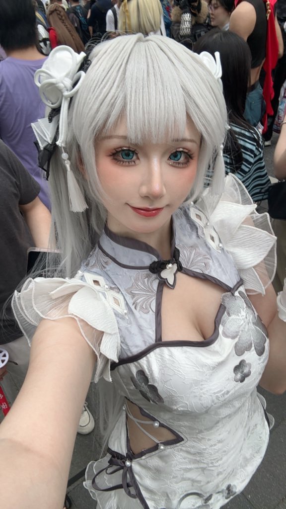 十悲伤小木十 tweet media