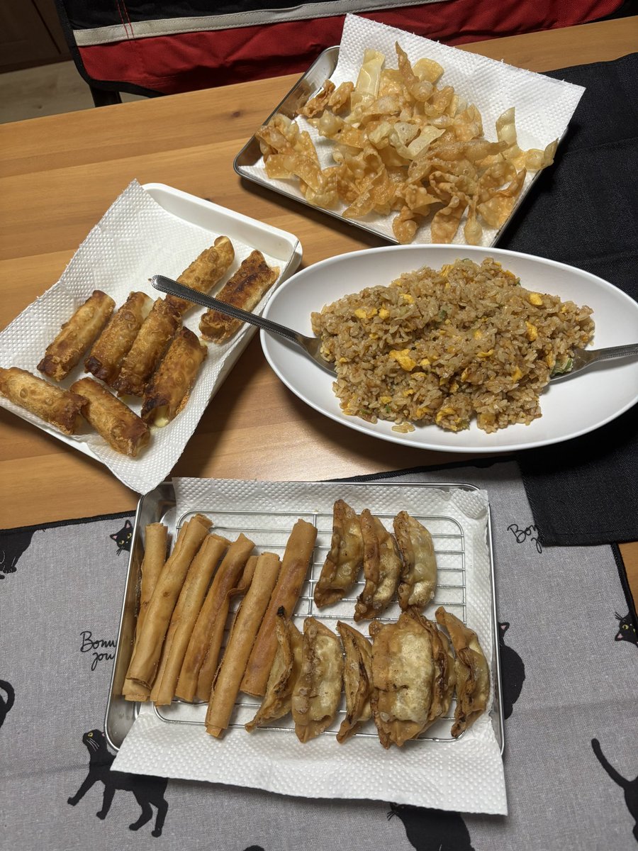 Leia623's tweet photo. 本日の晩御飯。

【茶色】 https://t.co/TlLm4Jyvkz