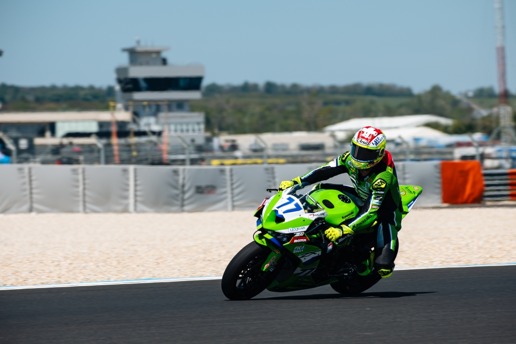 DomiAegerter77's tweet photo. #HungarianWorldSBK #Race1 🏁
🅿️1️⃣2️⃣ +24.280
#DA77 with @PuccettiRacing at #BalatonParkCircuit
@WorldSBK #WorldSSP
#ARAI
#IXS
#FiveGloves
#DaytonaBoots https://t.co/rNuAuFnIFS