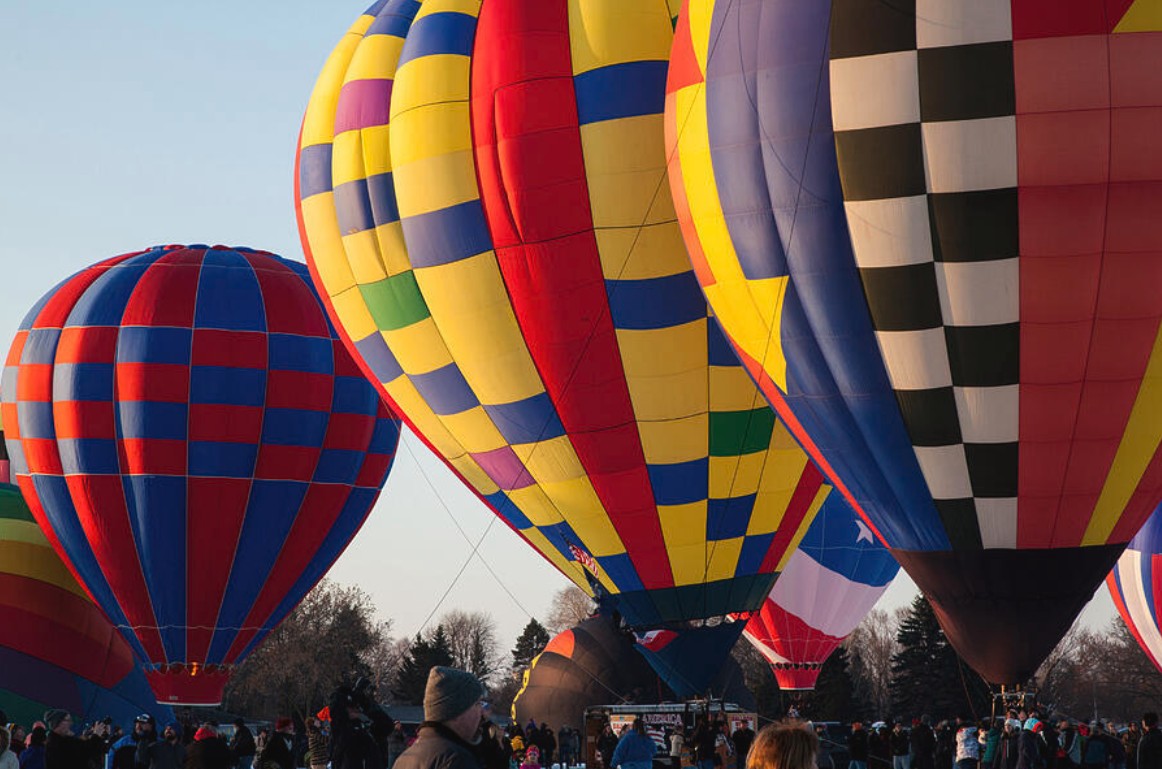 WayneMoranPhot0's tweet image. Show me your adventures. 🎈

Mine: colorful hot air balloons rising over Hudson during an unforgettable winter festival.

The best adventures are the ones that stay with you long after they’re over.

👇 Drop yours below

#Adventure #Travel #Photography #Explore #Wisconsin