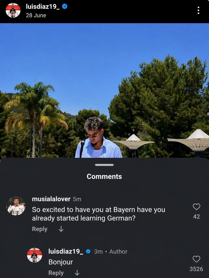 Out Of Context Football tweet media