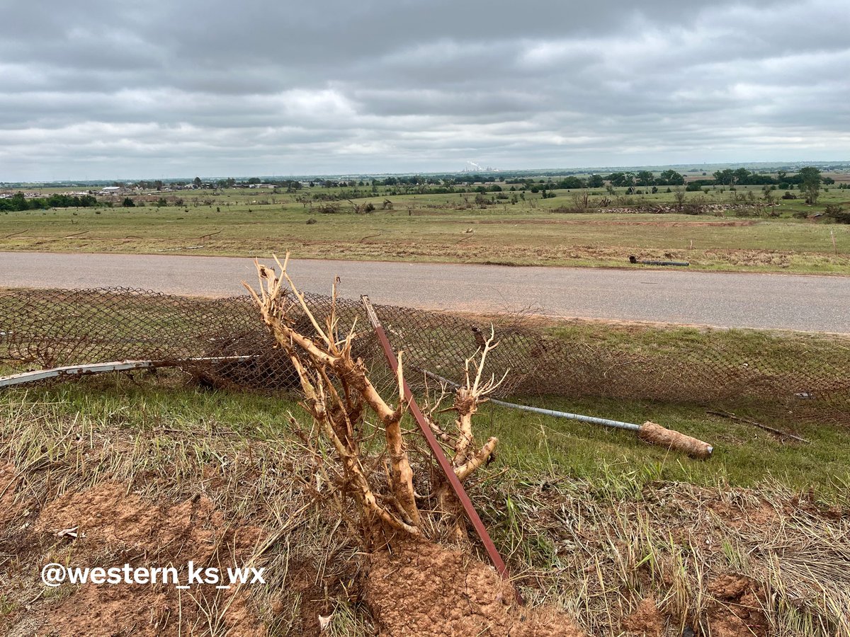 Western_Kansas_Wx tweet media