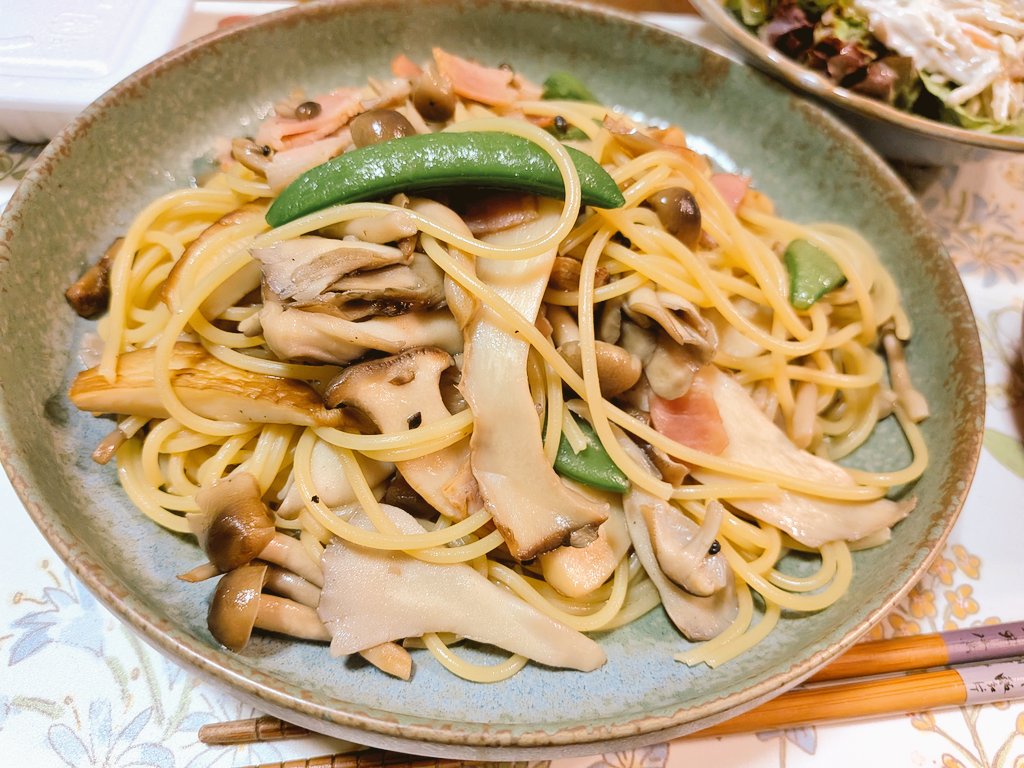 yrumin98's tweet photo. もりもりきのこパスタ🍄‍🟫

#料理記録 
#料理好きな人と繋がりたい
#おうちごはん https://t.co/yFlASsFBRm