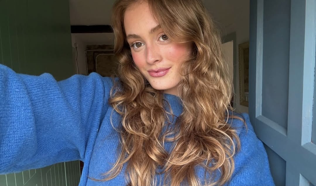 maría tweet media