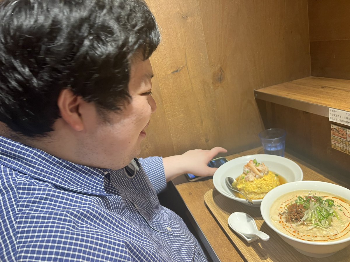 たたた tweet media