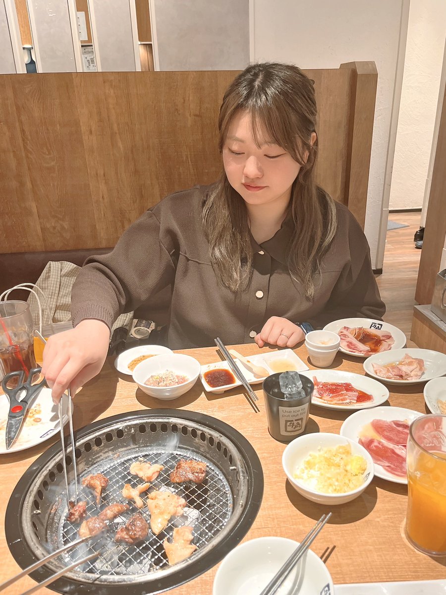トチマル tweet media