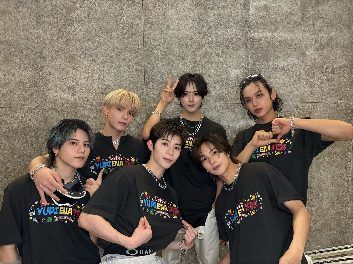 official_enjin's tweet photo. 【#ゆぴえなFES 】
#ENJIN ありがとうございました❕

⚪️ENJINセトリ
M1 Major
M2 Day by day by day
M3 TREASURE (short ver.)
M4 Dreamland (short ver.)

明日はNATSLIVE FES✨ https://t.co/pSKcTMmG5R