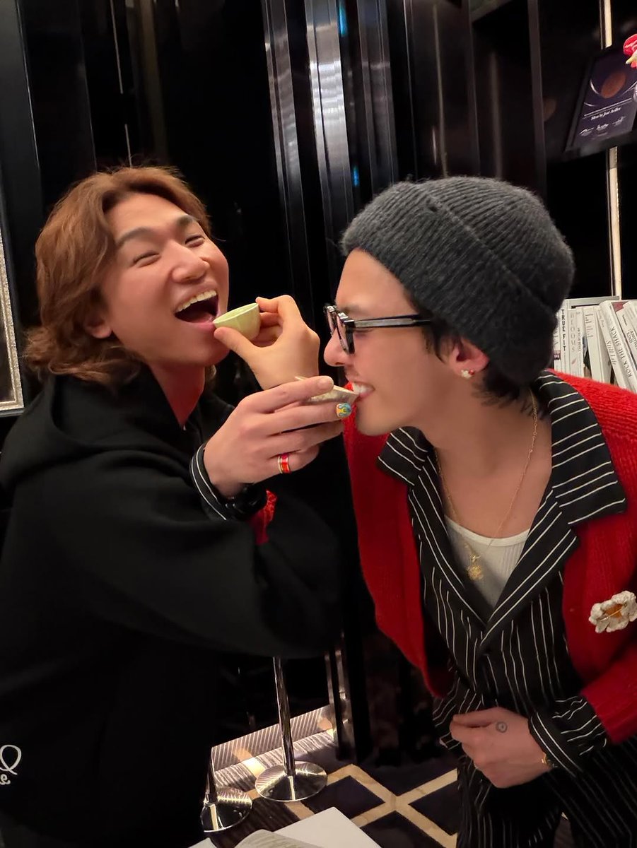 8lo8lo8lowme 인스타그램 업데이트💫

#대성 #DAESUNG #DLITE #テソン #DsWAVE

<a href="/d_lable/">DAESUNG</a>