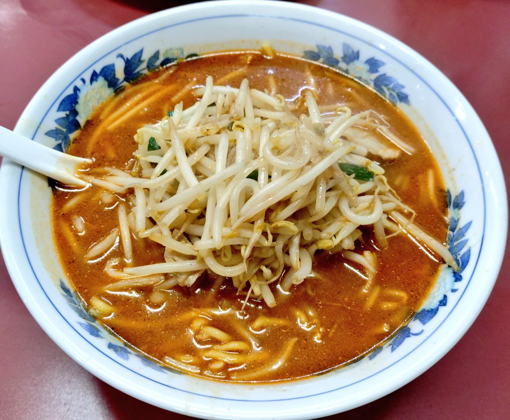 こてつ tweet media
