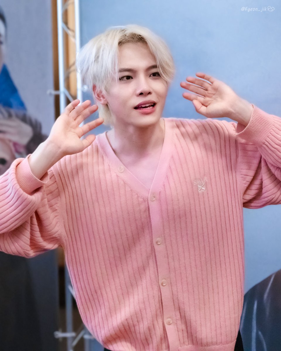 뮤찍 tweet media