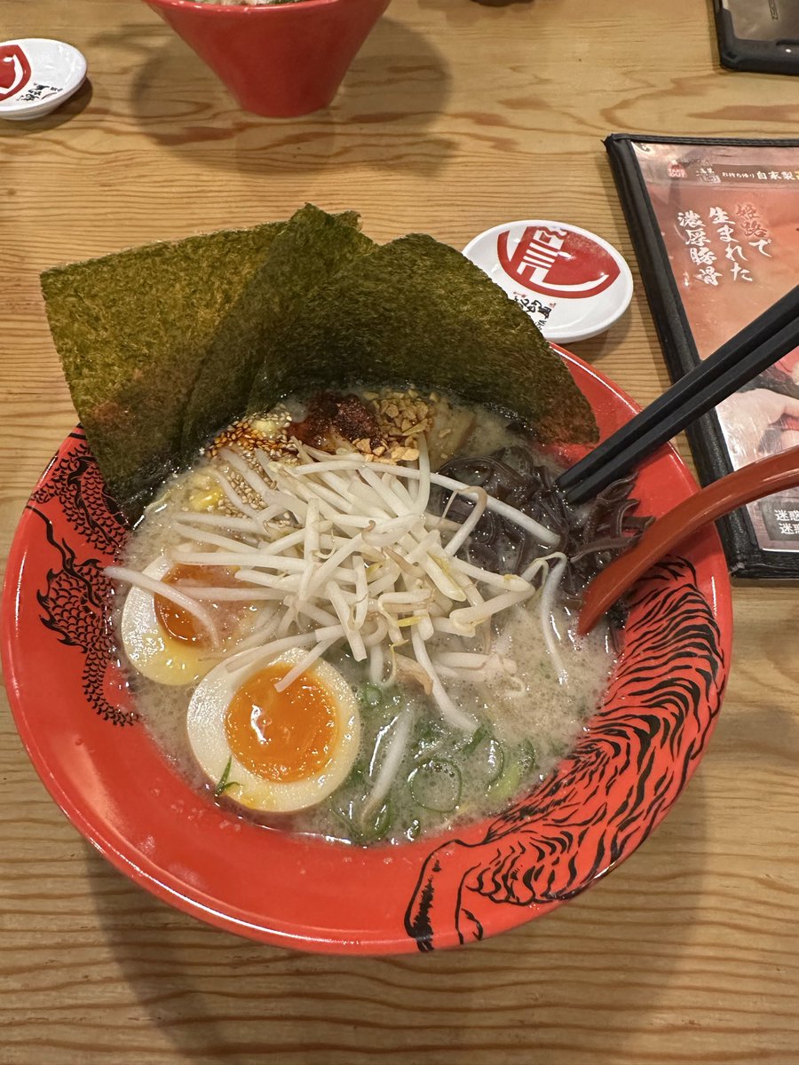 Abfhjd's tweet photo. 晩飯 https://t.co/9u36qBKA56