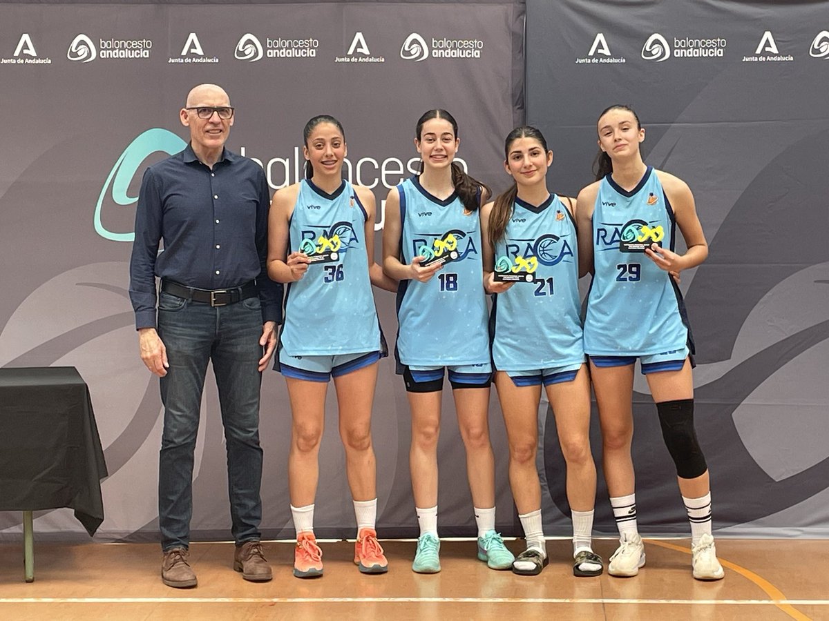 FABGranada's tweet photo. 🏆 #FABGr3x3
📆 01/05/26
📍 Pab Ramon y Cajal
🏀 U17 FEM
🥇MLG UNIVERSO RACA
🥈CBA JUNIOR FEM. U17 PEPE
📱 #AficiónFAB https://t.co/E6gcPn0hXU… https://t.co/RlUD5EFs3r