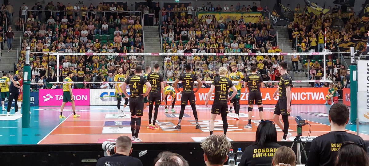 AsStolarska's tweet photo. Powodzenia @AluronCMC 
#plusliga https://t.co/VxnpMY5kfy