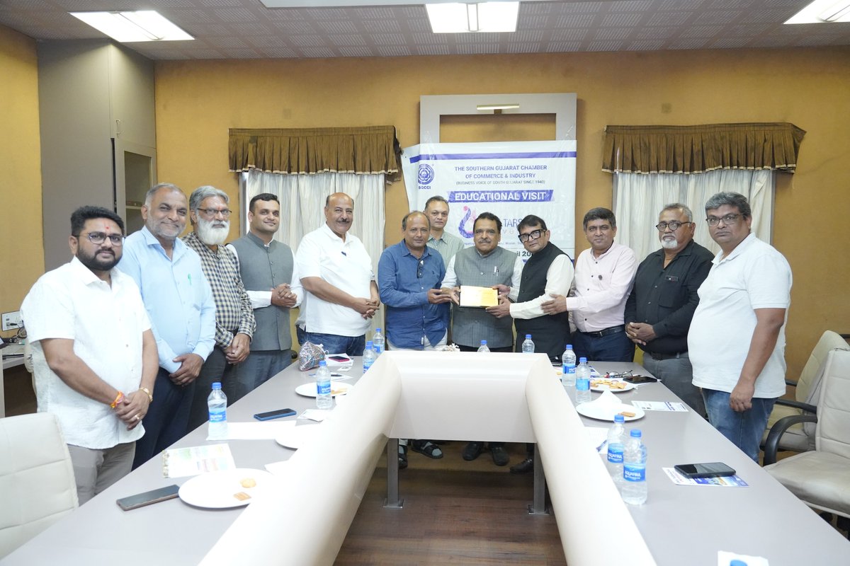 SGCCI_Surat's tweet image. SGCCI organized an Educational Visit to Uka Tarsadia University, offering participants valuable academic exposure and insights into innovation, learning &amp;amp; knowledge sharing.

#SGCCI #EducationalVisit #Learning #HigherEducation #Surat