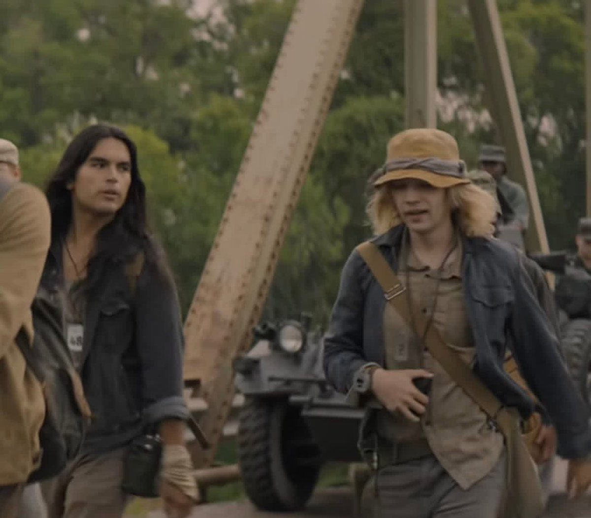 featherywingsx's tweet photo. 4 ships I love and 5 oomfs to do the same 🤠

#sentryagent / #voidwalker
#bucklena
#parkovitch
#langdonmel 

@tronflynns @BOBNlX @vvyattrussells @belovabolts @gabrielitobr https://t.co/QtYbvE607a